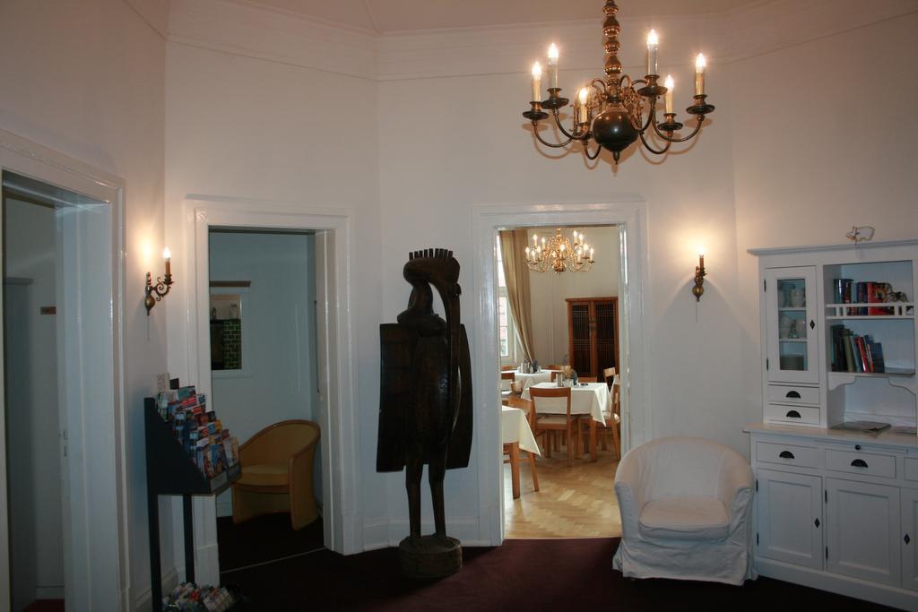 Hotel Fresena Im Dammtorpalais Hamburg Exterior photo